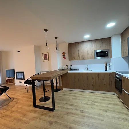 Bpirineos-alba Apartamento