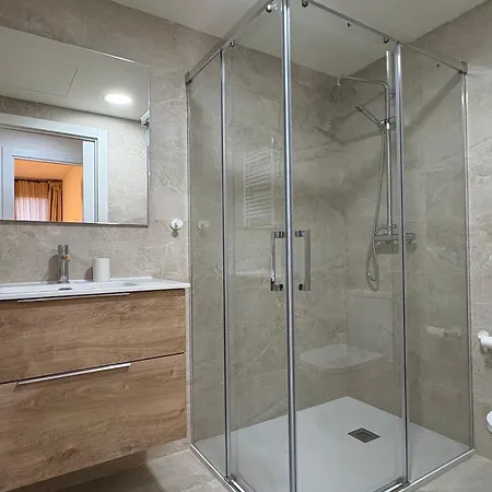 Bpirineos-alba Apartman *